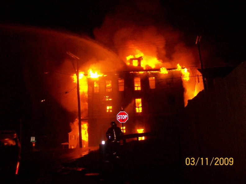 Structure_Fire__Pidwa_s_ _800x599_.jpg